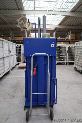 Paper baler Papenbrock 800