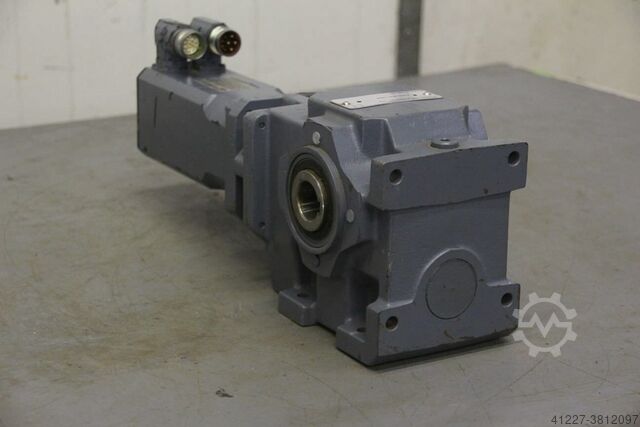 Permanent Magnet Motor KEB SM200-32CJ