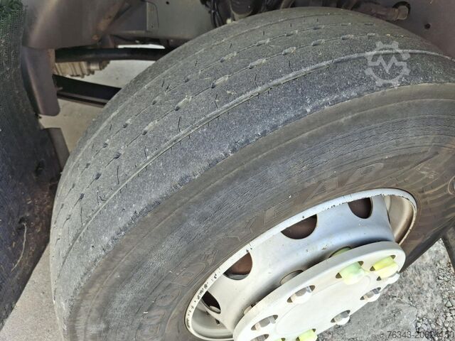 Household waste collection vehicle RENAULT D26 WIDE 320 - 6X2 - E6 - SEMAT C337