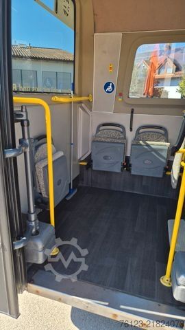 Minibus MERCEDES-BENZ Sprinter 516 Heckniederflur City Schlafsessel