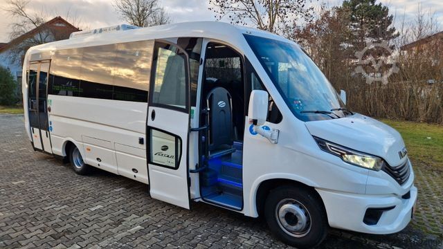 City bus IVECO Daily C 70 City Niederflur 34 PAX auch als CNG