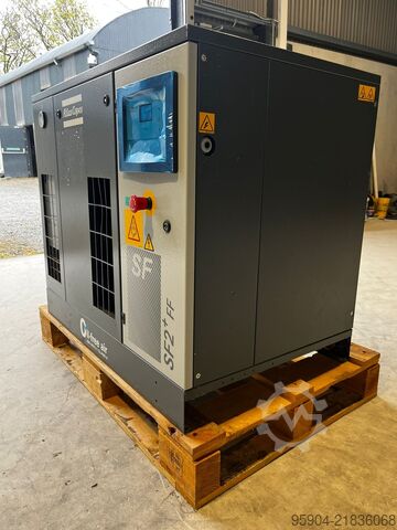 Oil Free Screw Compressor Atlas Copco Compressor & Air Dryer SF2+FF