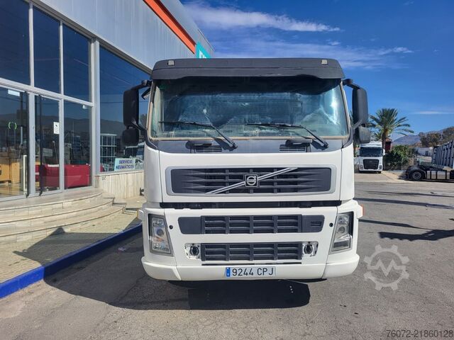 Container carrier truck Volvo FM D380
