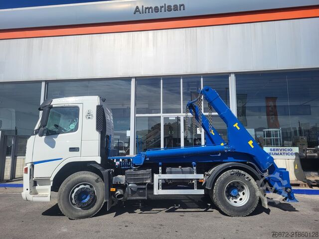 Container carrier truck Volvo FM D380