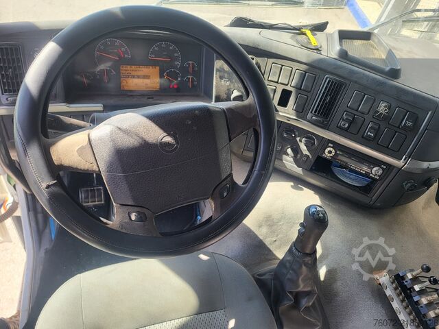 Container carrier truck Volvo FM D380