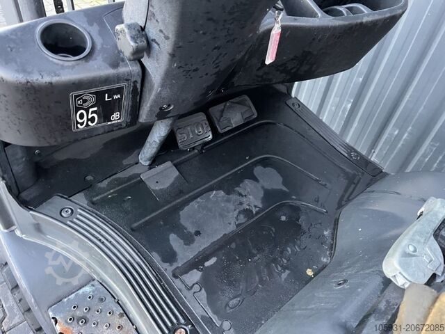 Treibgasstapler Linde H20T-01