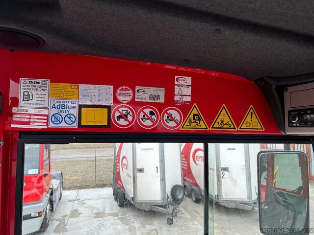 Terminal tractor Terberg YT 223 4x2 aangedreven terminal trekker