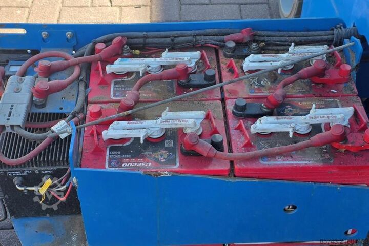 Scissor lift Genie GS3246 Electric, Working Height 11.75 m, 318kg Cap