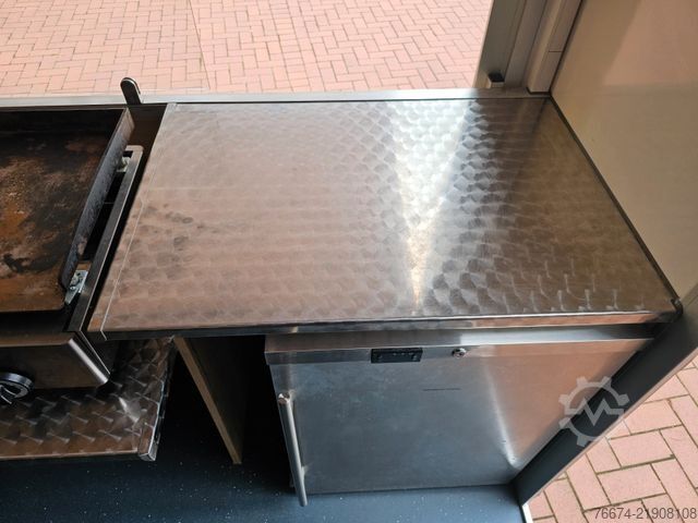 Van RENAULT Master 2,3 Diesel Foodtruck Danstep "DRIVEON"
