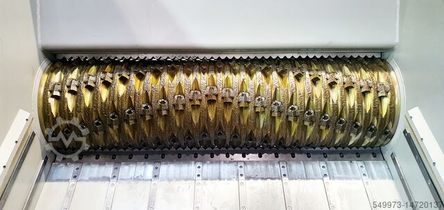 Single-shaft shredder Genox BH2200 (2x90 kW)