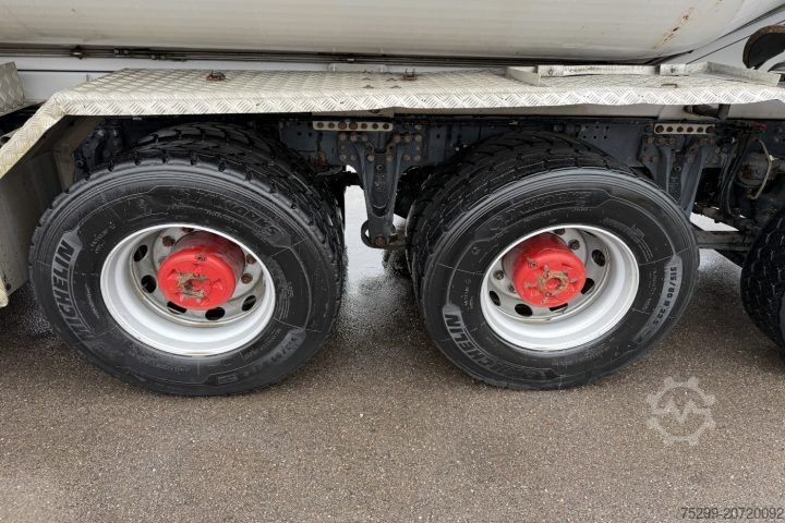 Special purpose truck Scania G480 10x4 Moser / Swiss-Vehicle