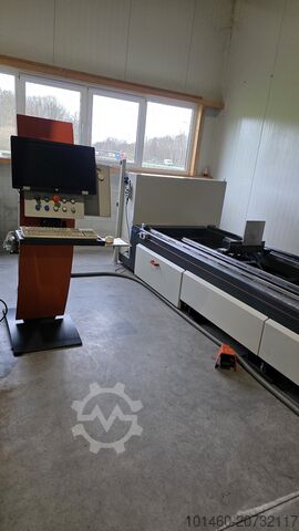 Profilbearbeitungszentrum elumatic sbz 140