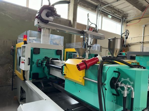 Injection molding machine Arburg 470C 1500-400