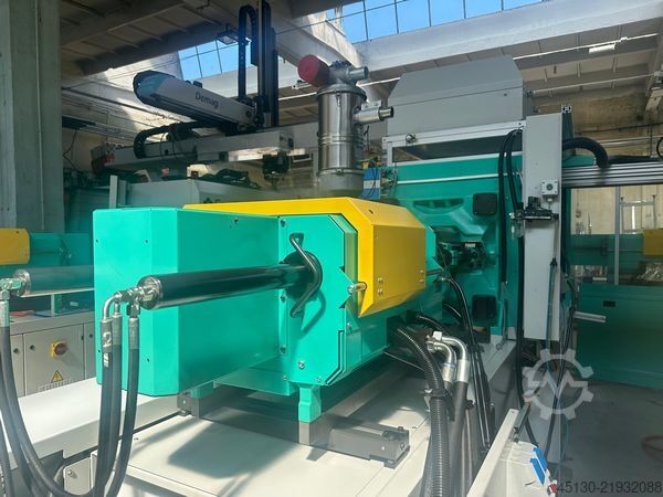 Injection molding machine Arburg 520H 1500-800 e²