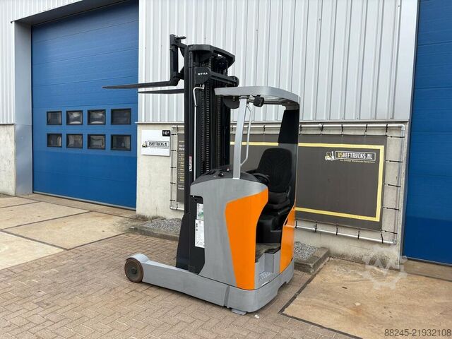 VS-22587 Reach Truck Still FMX14 year 2023, new battery STILL FMX14