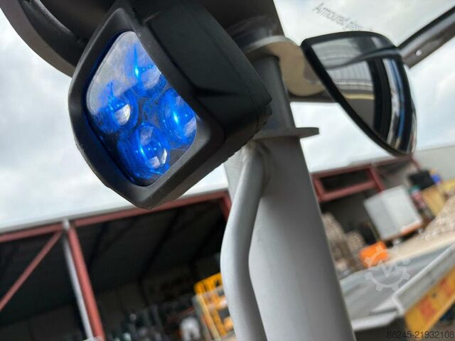 VS-22587 Reach Truck Still FMX14 year 2023, new battery STILL FMX14