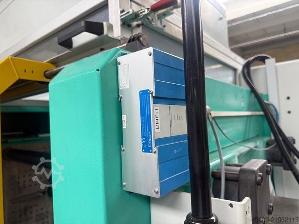 Injection molding machine Arburg 520H 1500-800 e²