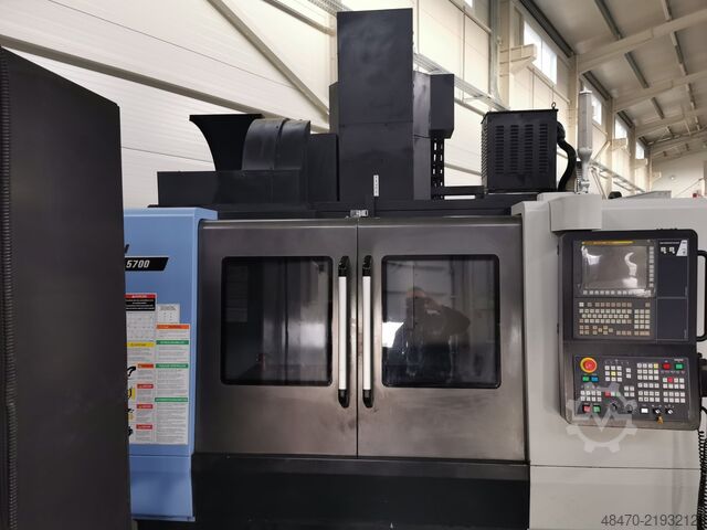 Vertical machining center DOOSAN DNM5700