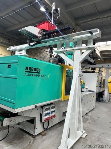 Injection molding machine Arburg 520S 1600-400/170 e²