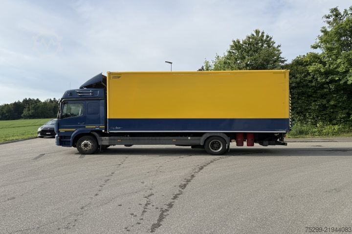 LKW mit Kofferaufbau Mercedes-Benz Atego 1530 4x2 Koffer/HB / Swiss-Vehicle