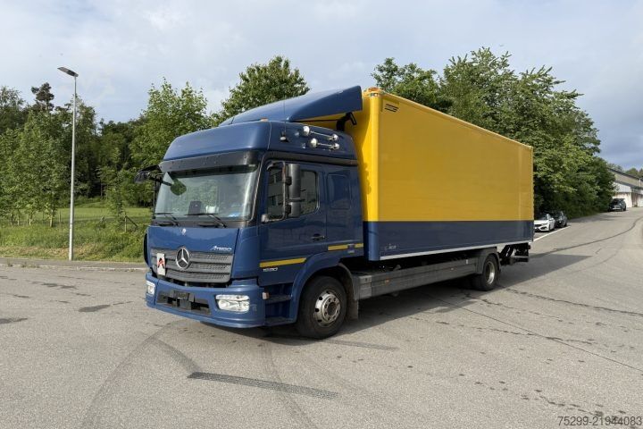 LKW mit Kofferaufbau Mercedes-Benz Atego 1530 4x2 Koffer/HB / Swiss-Vehicle