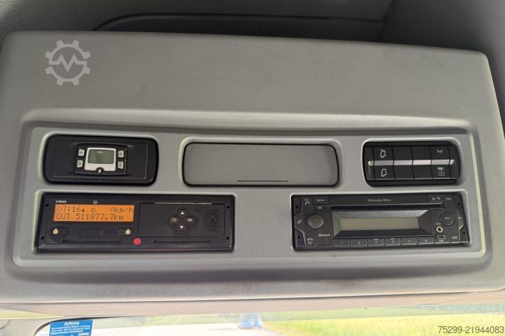 LKW mit Kofferaufbau Mercedes-Benz Atego 1530 4x2 Koffer/HB / Swiss-Vehicle