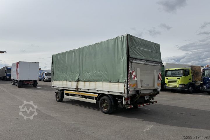 Open trailer with tarp  A 100H Plane/HB
