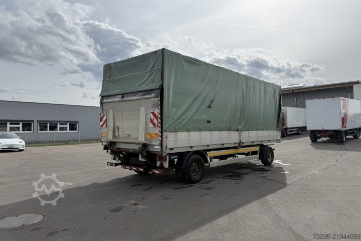 Open trailer with tarp  A 100H Plane/HB