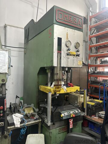 Hydraulic press OMERA OPI-80 C