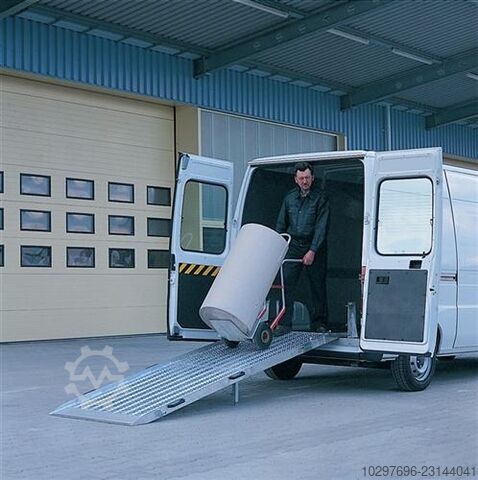 Drive-on ramp, aluminum, L2400 x W800 mm - 1 piece  