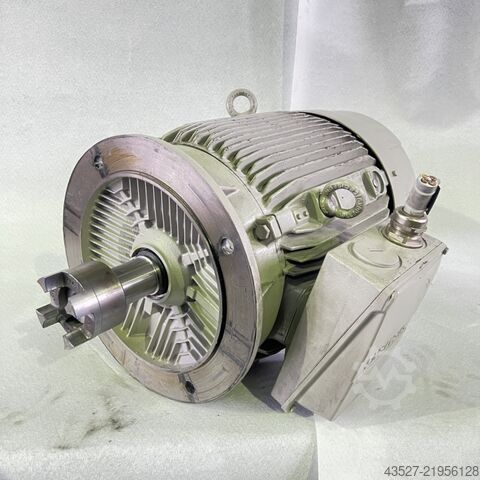 Motor SIEMENS 1LE1501-2AB63-4FA4