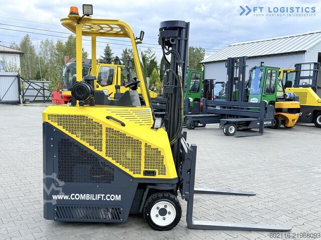 Vierwegestapler Combilift C3000CB GAS TRIPLEX 4900 POSITIONER TOP1