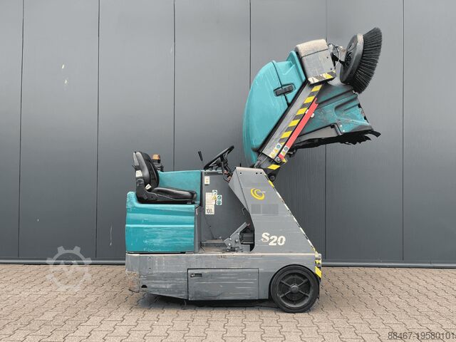Kehrmaschine Tennant S20