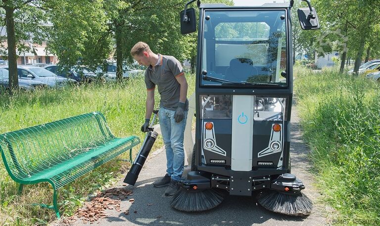 Street sweeper Tenax SmartWind