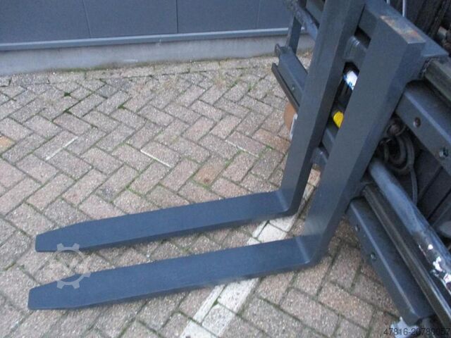 Reachtruck STILL FM X14