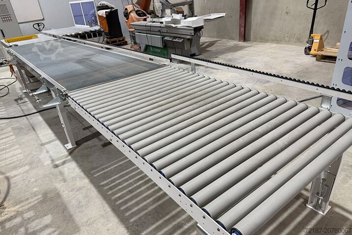 Bearbeitungszentrum mit Durchlauf Homag Loopteq O-200