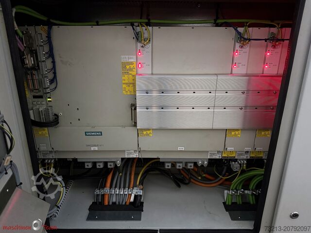 5 Achsen Universal Portalzentrum AXA VPC 45-U