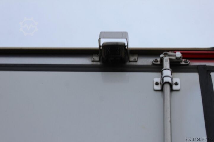 Refrigerator body van Iveco Daily 35-140 Hi-Matic CX 350 Tiefkühl Teil LBW