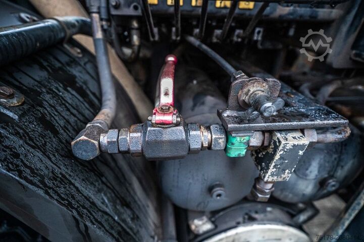 Kipper mit Kran MAN 33.422 DF + HIAB 220 C-5