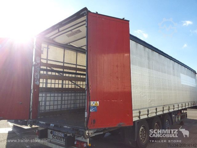 Open semitrailer with tarp Schmitz Cargobull Semitrailer Curtainsider Standard
