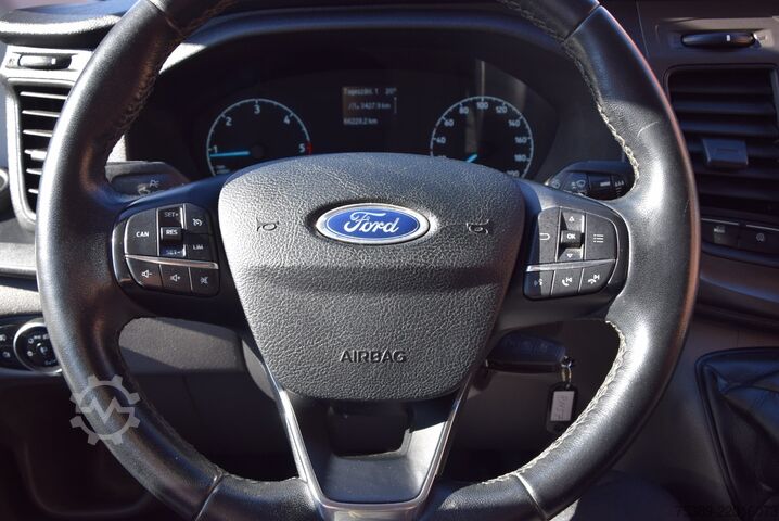 Pick-up van Ford Transit 350 Doka Allrad Klima AHK 1.Hand