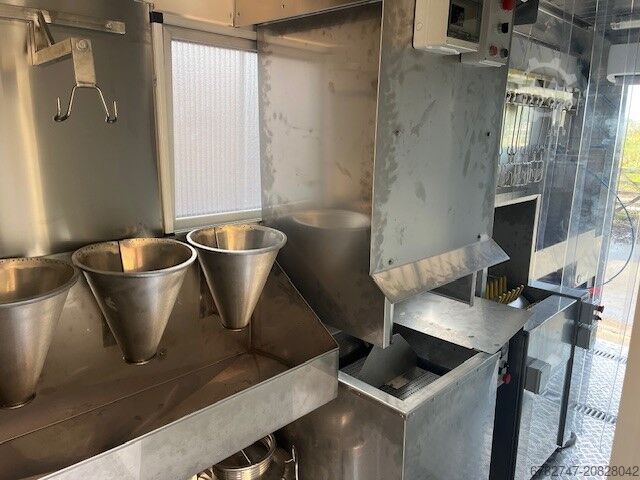 Mobiles Schlachthaus für Geflügel FAZA MOBILE SLAUGHTERHOUSE COMPACT MODEL M6