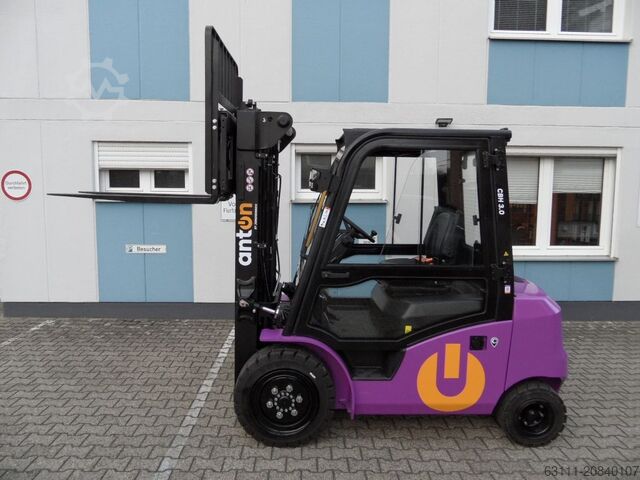 Elektro 4 Rad-Stapler Jungheinrich anton CBH 3.0 - Triplex - Kabine - NEU!