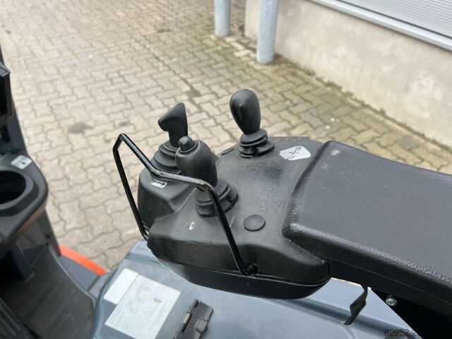 Elektro 3 Rad-Stapler Toyota 8 FBE 18 T