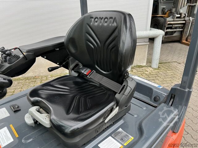 Elektro 3 Rad-Stapler Toyota 8 FBE 16 T