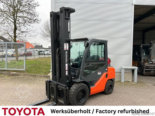 Treibgasstapler Toyota 02-8 FGF 35