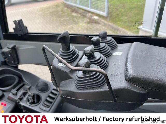 Treibgasstapler Toyota 02-8 FGF 35