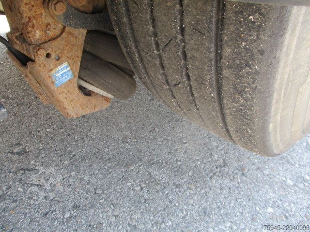 Silo semitrailer SCHWARZMÜLLER Tropper TNAS 27.58/6 AI, Futtersilo, Liftachse