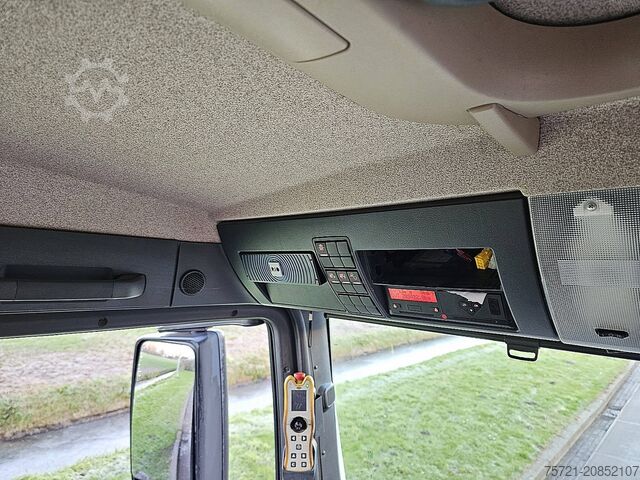 Portalarmsystem M.A.N. 26.420 TGS MEILLER AK 16 NT