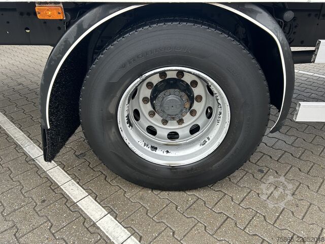 Flatbed DAF CF 250 FA Space Cab / 622 dkm / Flat Bed - Plat...